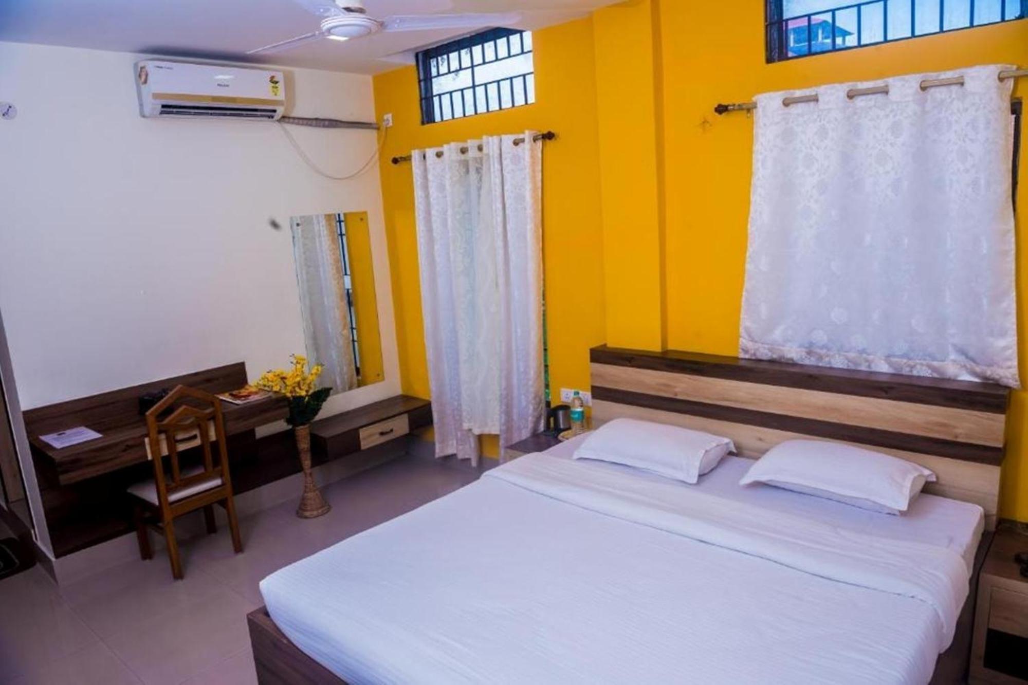 Hotel Aatreyee Dibrugarh Εξωτερικό φωτογραφία